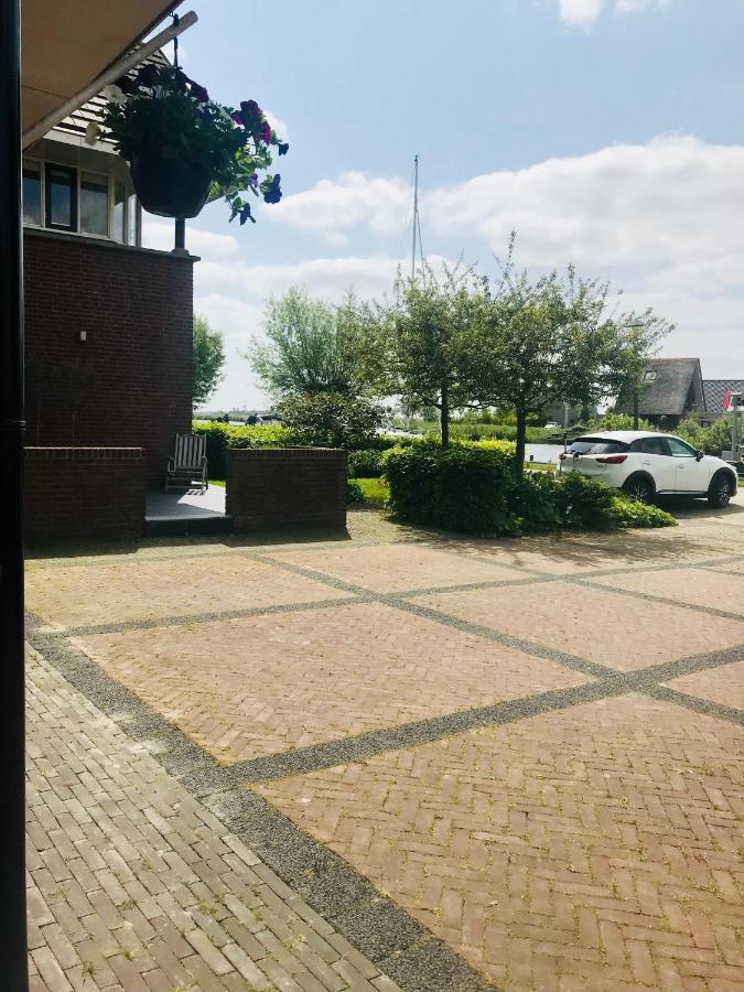 Gastenverblijf Villa Buitenplaats Wergea Contactloos Inchecken Naarderburen Екстериор снимка